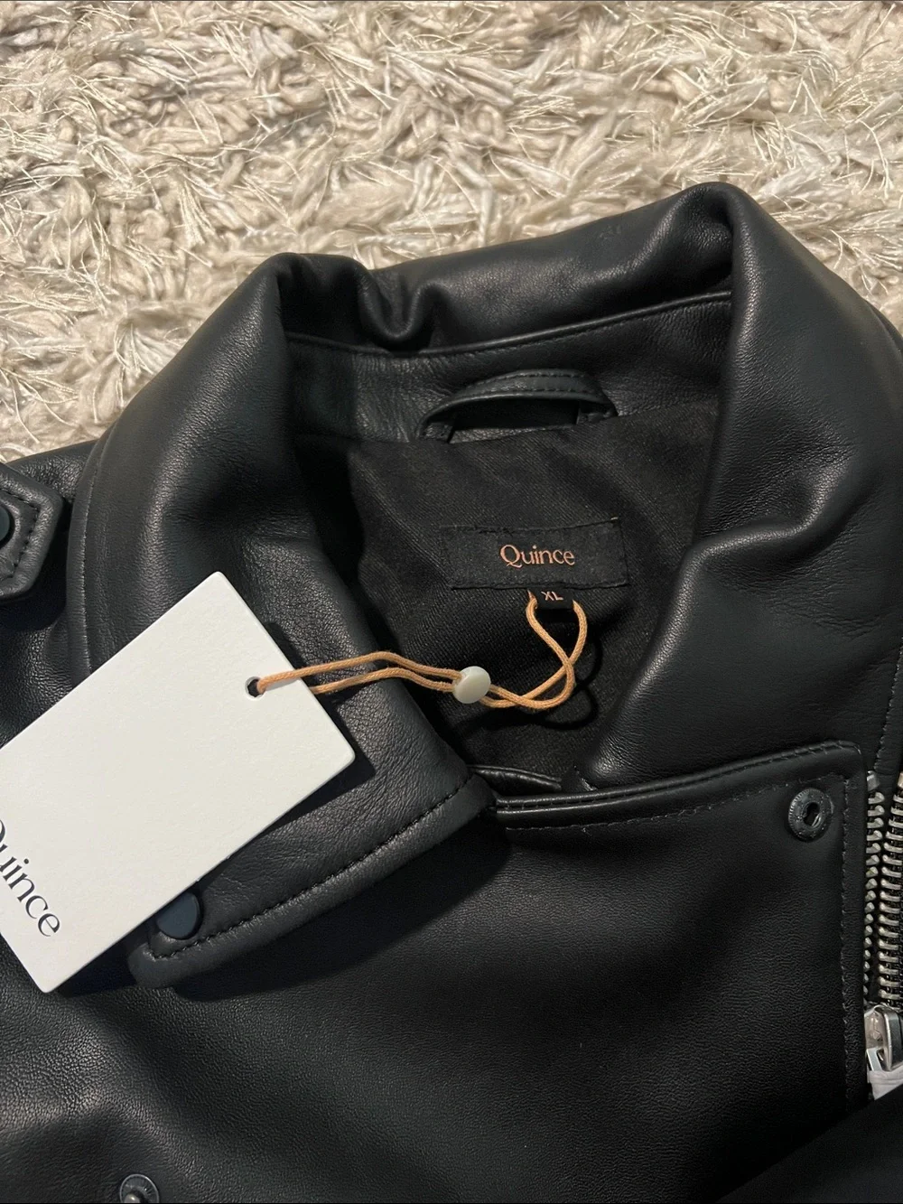 Quince 100% Leather Motorcycle Jacket - True Black - Picture 10 of 11